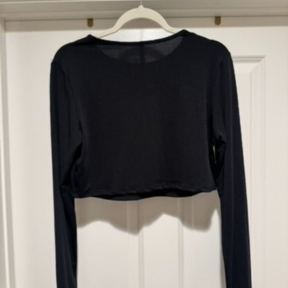 NWOT ASOS ASYOU Black Ring Detail Cut Out Long Sleeve Top - Picture 3 of 3